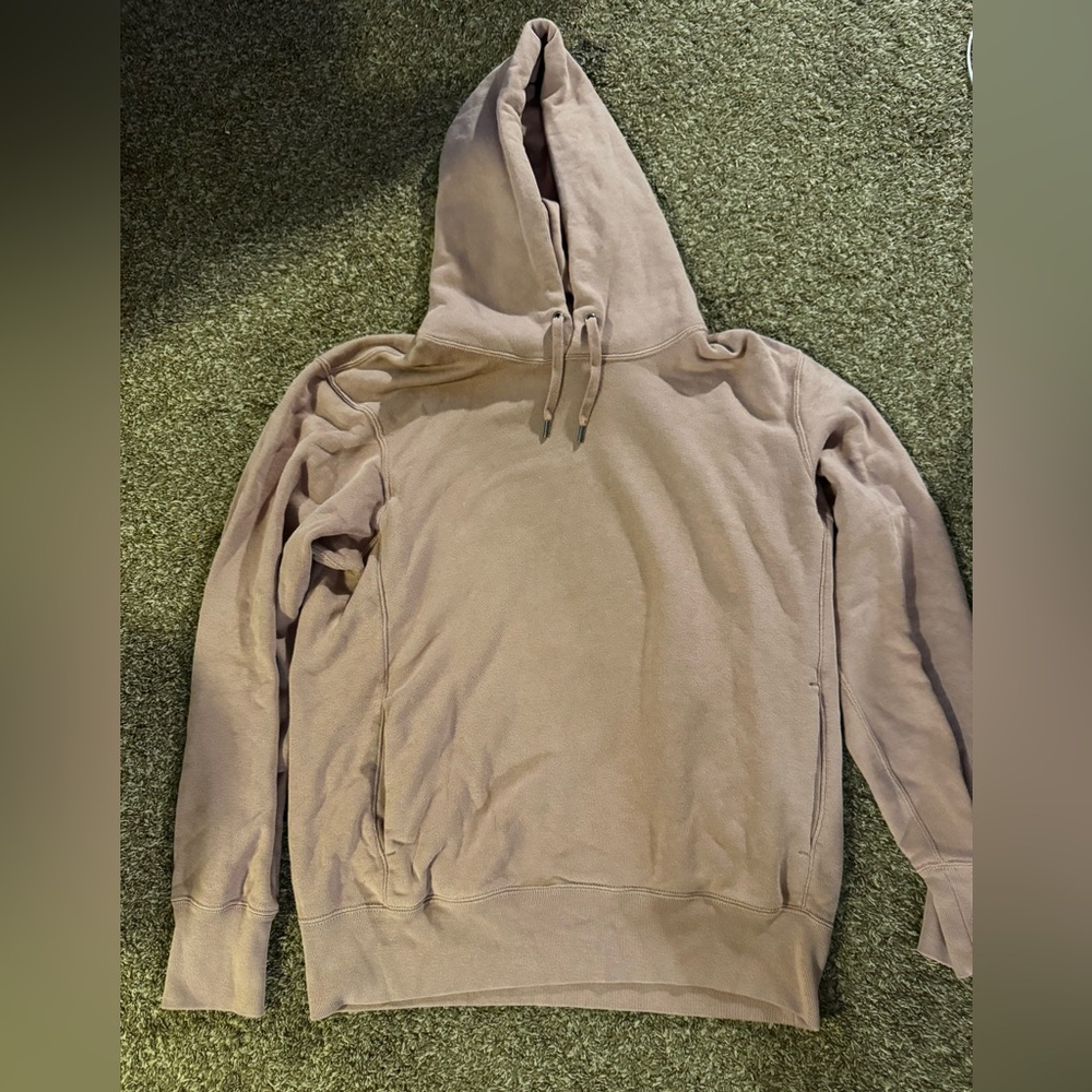 Uniqlo Men's Mauve Hoodie Sweater